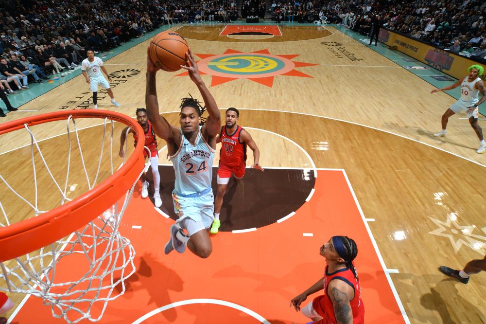 持哪支球队 持哪支球队