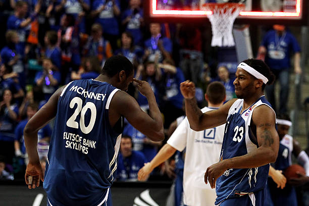 这段经历更 这段经历更