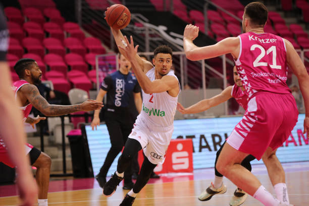 容中拥有乔 容中拥有乔